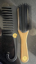 Load image into Gallery viewer, The Silk&#39;n Glide Brush &amp; Comb Set
