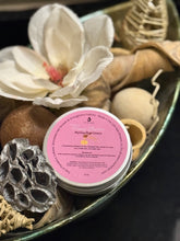 Load image into Gallery viewer, Whipped Honey Butter Styling Cream for Natural Hair – Moisturizing Cream for Twist Outs, Braid Outs &amp; Roller Sets
